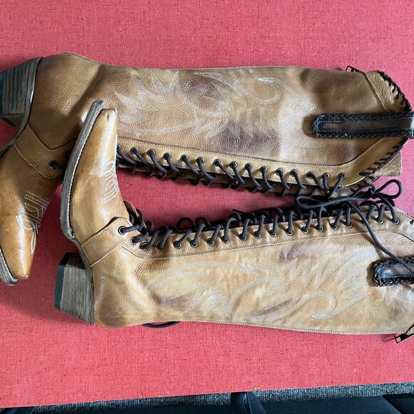 Steven Wilder Boots - Picture 2 of 4